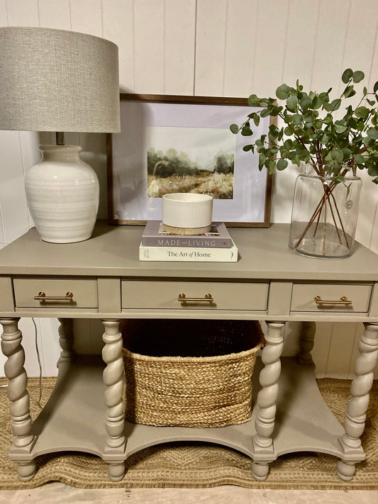 Gorgeous Spindle Leg Refinished Console Table