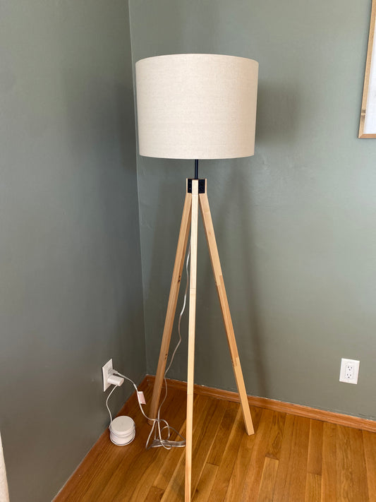 Light Wood Tripod Standing Lamp